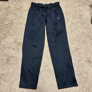 Women’s Nike fleece line sweatpants